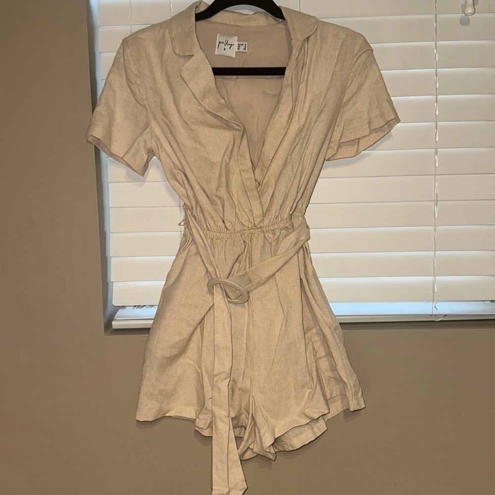 PRINCESS POLLY oatmeal belted romper